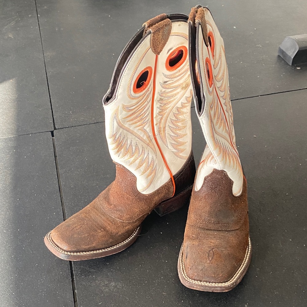 Ariat Brown and Cream Cowboy Boots